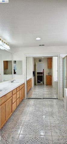 37303 Lantana Cmn, Fremont, CA 94536