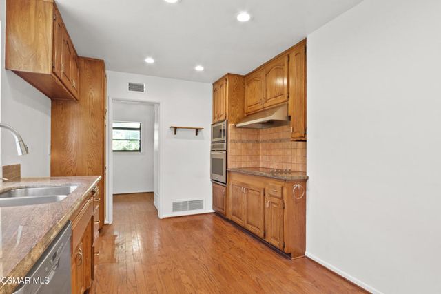 6801 E Lees Way, Long Beach, CA 90815