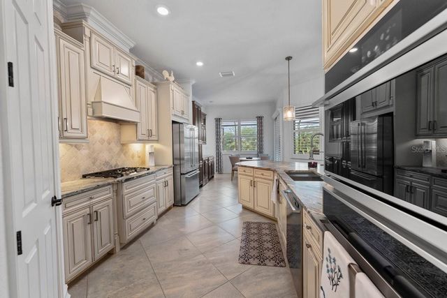 5580 MULLIGAN WAY, Lakewood Ranch, FL 34211