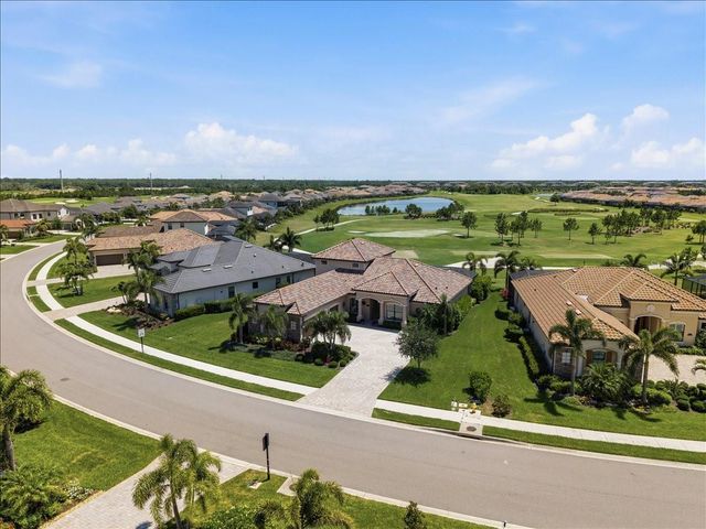 5580 MULLIGAN WAY, Lakewood Ranch, FL 34211