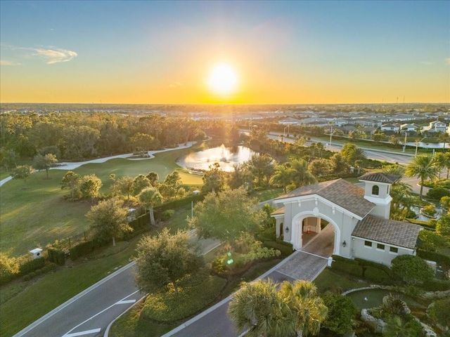 5580 MULLIGAN WAY, Lakewood Ranch, FL 34211
