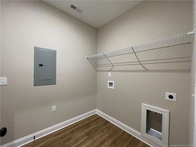 220 Gallery Drive 201, Spring Lake, NC 28390