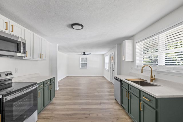 716 KELLUM LN, Burlison, TN 38015