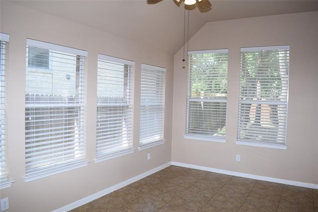 7233 Via Dono DR, Austin, TX 78749
