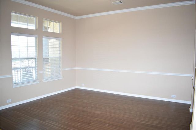 7233 Via Dono DR, Austin, TX 78749
