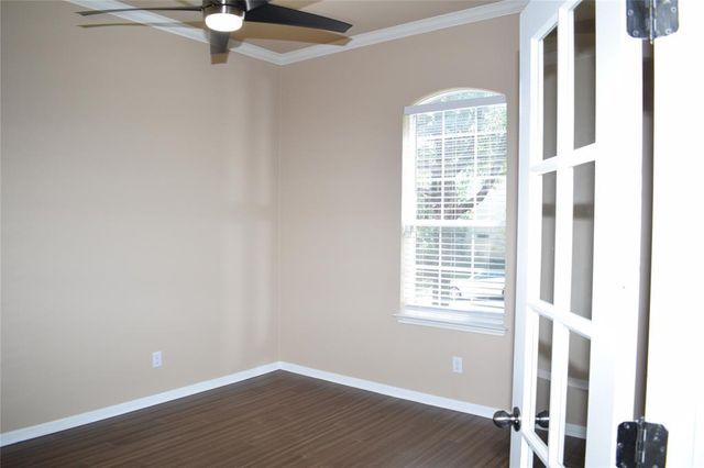 7233 Via Dono DR, Austin, TX 78749
