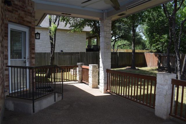 7233 Via Dono DR, Austin, TX 78749
