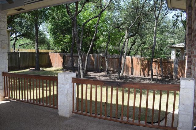 7233 Via Dono DR, Austin, TX 78749