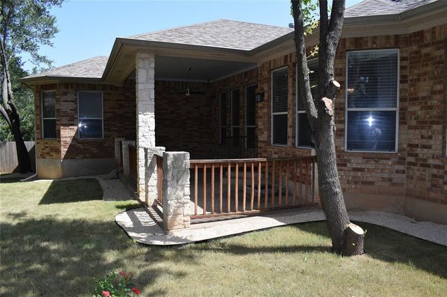 7233 Via Dono DR, Austin, TX 78749