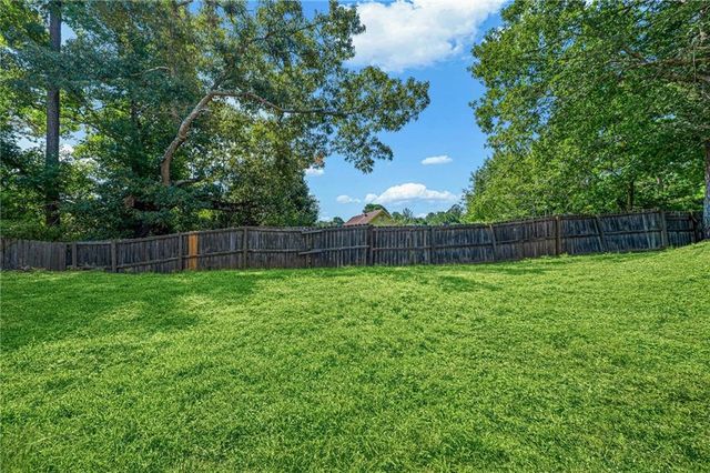 1835 Killarney Drive SW, Marietta, GA 30008