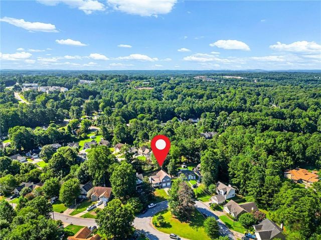 1835 Killarney Drive SW, Marietta, GA 30008