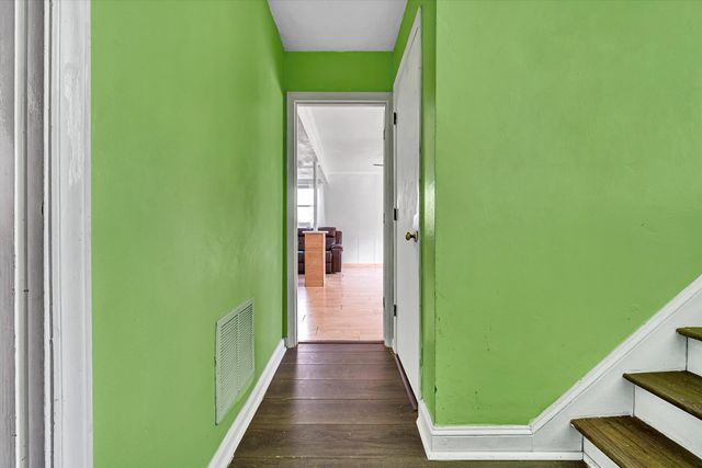 8534 Brubaker DR, Roanoke, VA 24019