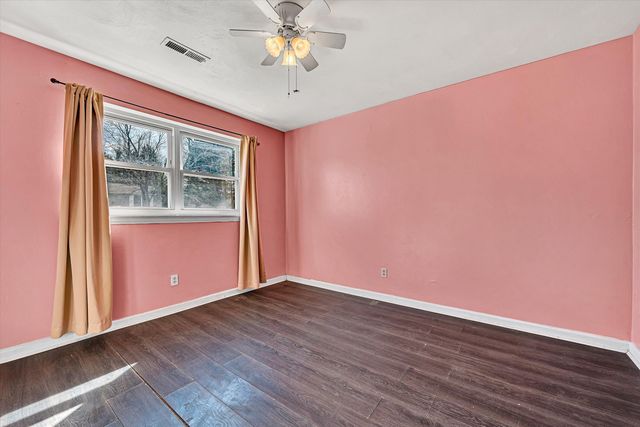 8534 Brubaker DR, Roanoke, VA 24019