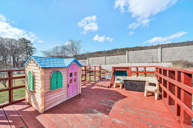 8534 Brubaker DR, Roanoke, VA 24019