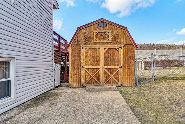 8534 Brubaker DR, Roanoke, VA 24019