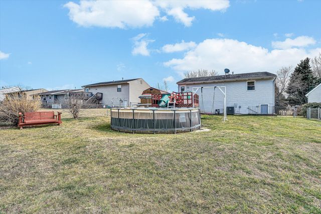 8534 Brubaker DR, Roanoke, VA 24019