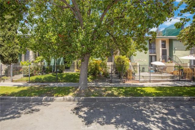11107 Arminta st unit 22, Sun Valley, CA 91352