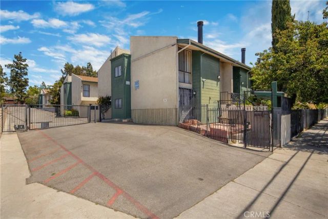 11107 Arminta st unit 22, Sun Valley, CA 91352