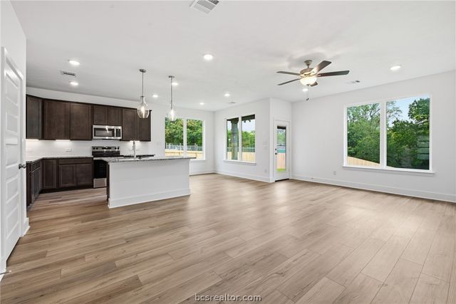 4807 Underbrush Crossing, Bryan, TX 77845
