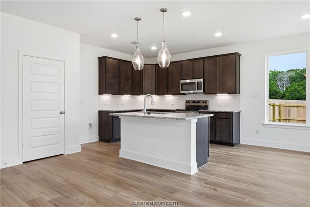 4807 Underbrush Crossing, Bryan, TX 77845