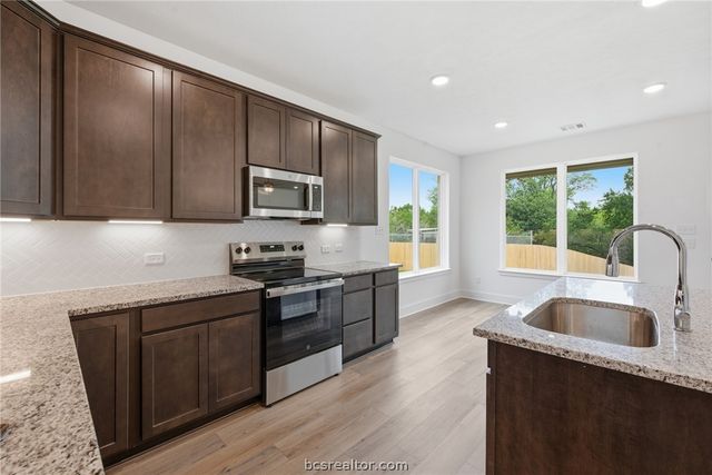 4807 Underbrush Crossing, Bryan, TX 77845
