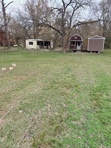 44 Caney Creek Drive, Huntsville, TX 77320