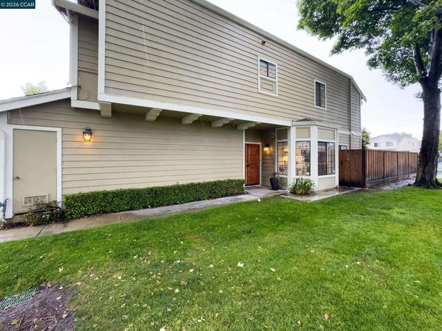 3863 Harlequin Ter, Fremont, CA 94555
