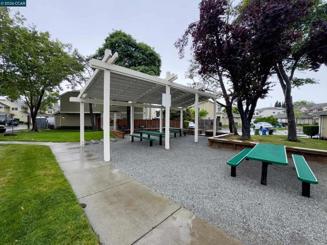 3863 Harlequin Ter, Fremont, CA 94555