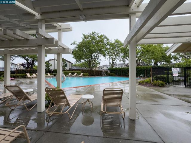 3863 Harlequin Ter, Fremont, CA 94555