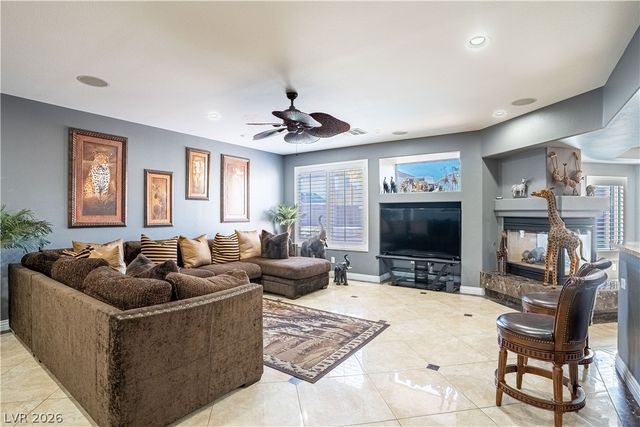 6260 Narrow Isthmus Avenue, Las Vegas, NV 89139
