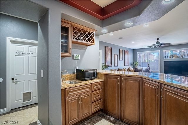 6260 Narrow Isthmus Avenue, Las Vegas, NV 89139