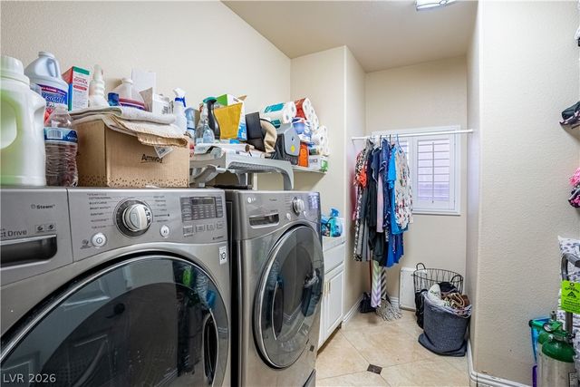 6260 Narrow Isthmus Avenue, Las Vegas, NV 89139