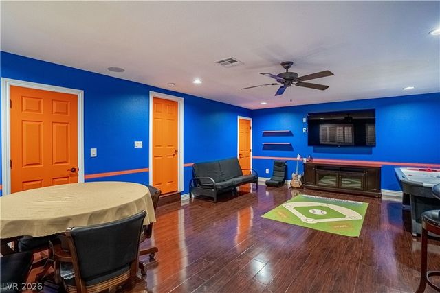 6260 Narrow Isthmus Avenue, Las Vegas, NV 89139
