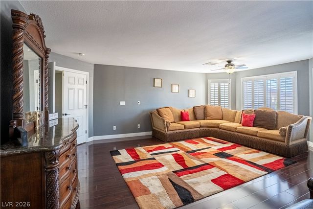 6260 Narrow Isthmus Avenue, Las Vegas, NV 89139