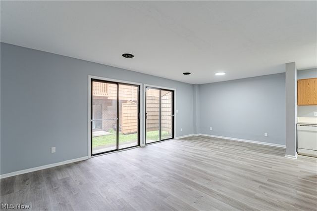 695 Carroll Street, Akron, OH 44304
