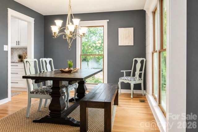 7947 Lakeview Drive, Denver, NC 28037