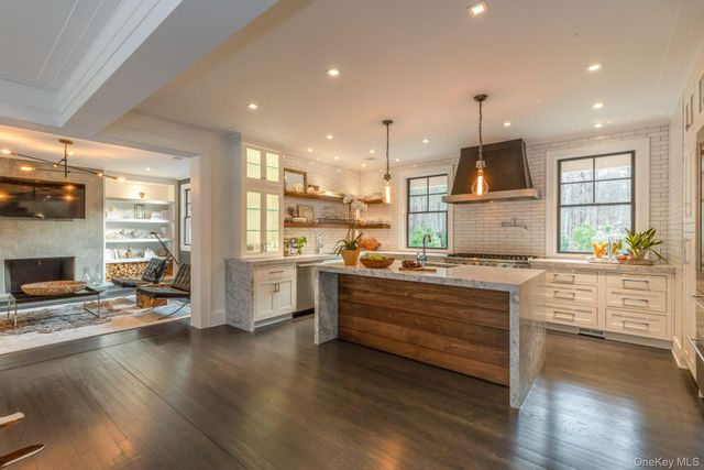 142 Six Pole Highway, Sag Harbor, NY 11963