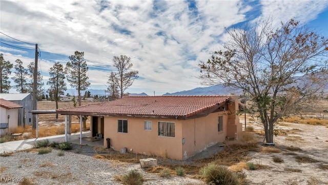 2351 Bond Street, Pahrump, NV 89048