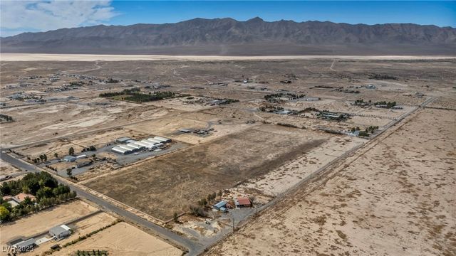 2351 Bond Street, Pahrump, NV 89048