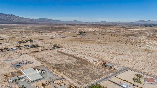 2351 Bond Street, Pahrump, NV 89048