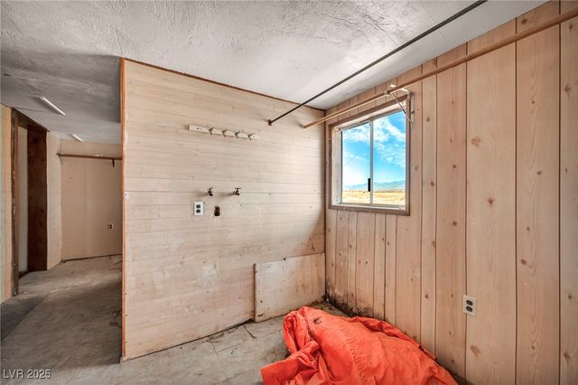 2351 Bond Street, Pahrump, NV 89048