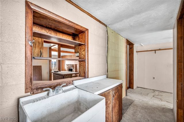 2351 Bond Street, Pahrump, NV 89048