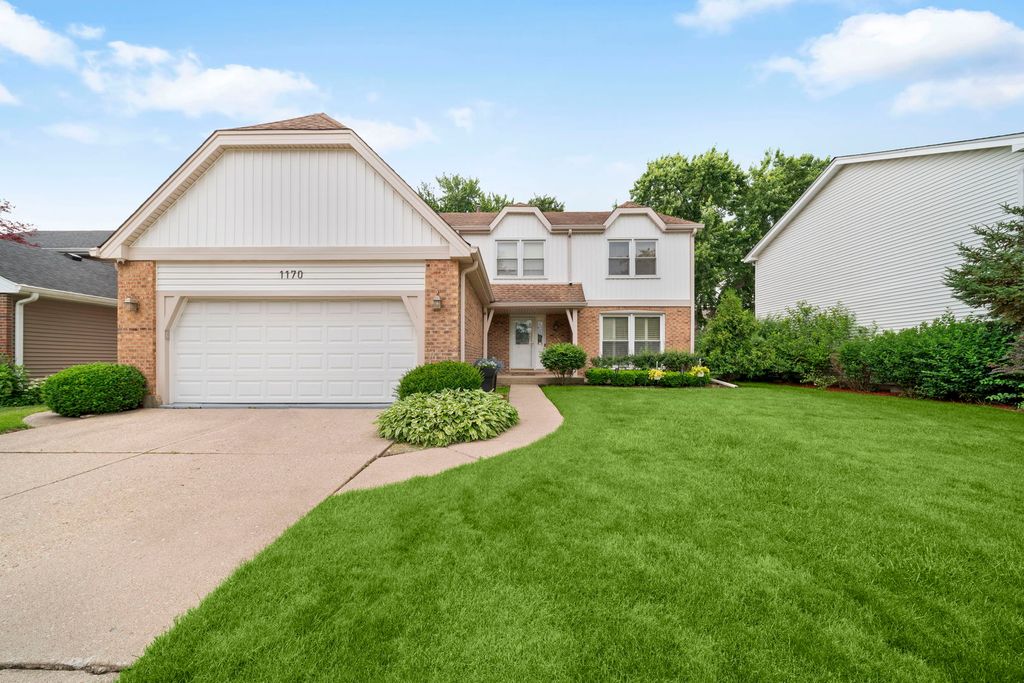 1170 Green Knolls Drive, Buffalo Grove, IL 60089 — photo 2