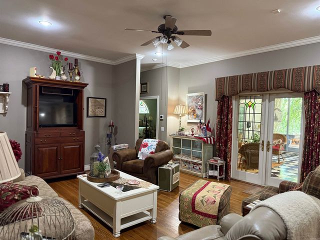 1211 Gayler Street, Mountain View, AR 72560