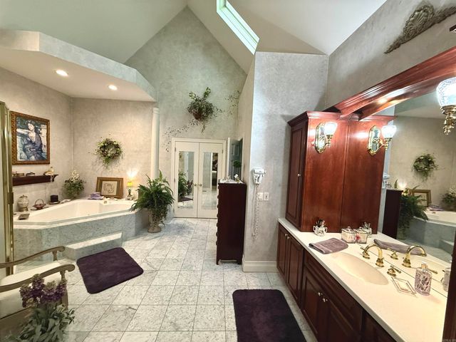 1211 Gayler Street, Mountain View, AR 72560