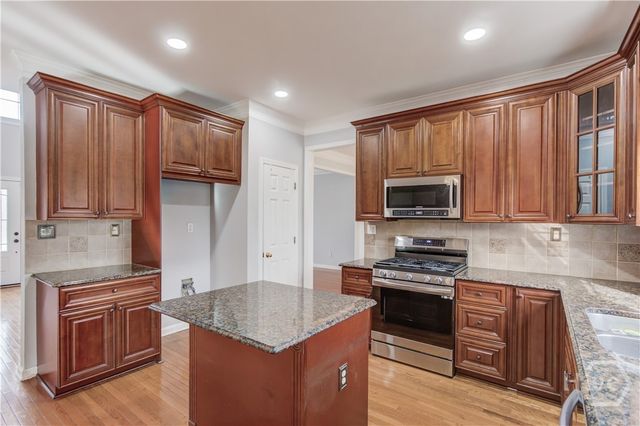 1446 Chadwick Ridge Court, Lawrenceville, GA 30043