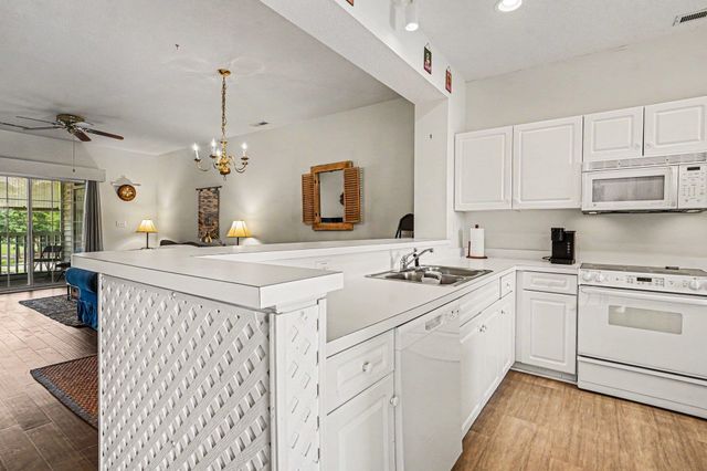 4449 Turtle Ln Apt 3C, Little River, SC 29566