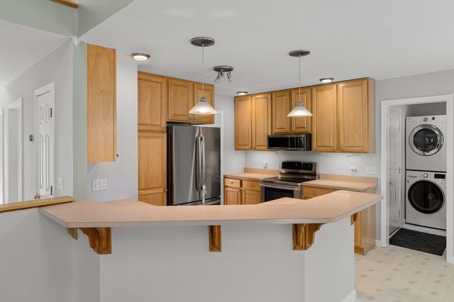 72 Morrill Drive, Burlington, VT 05408