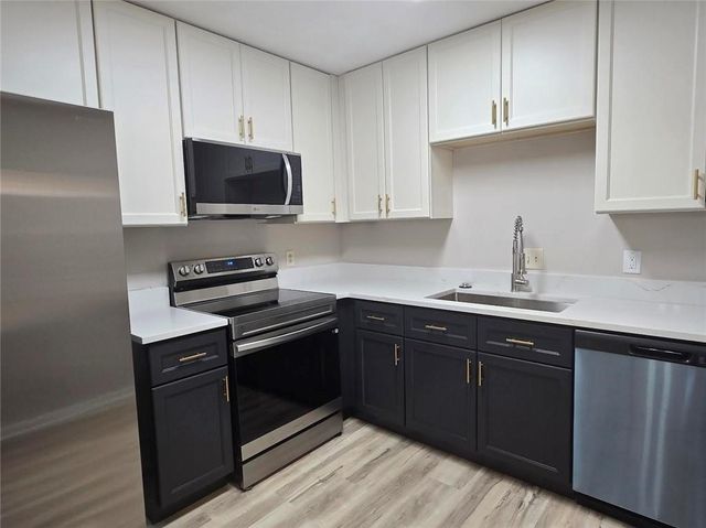 1238 S Lea Court SE, Smyrna, GA 30080
