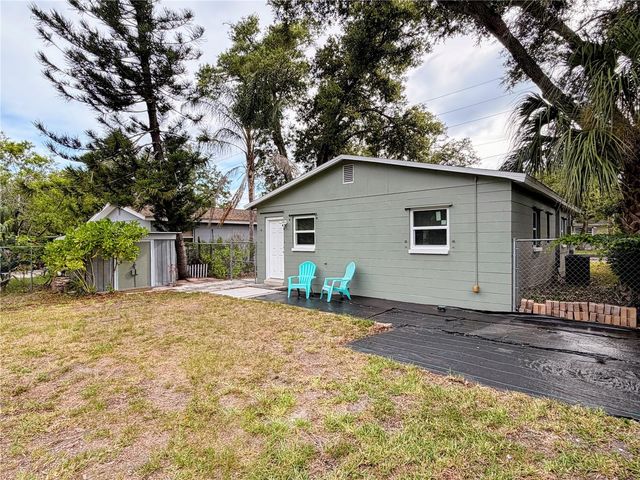 364 3RD STREET NW, Largo, FL 33770